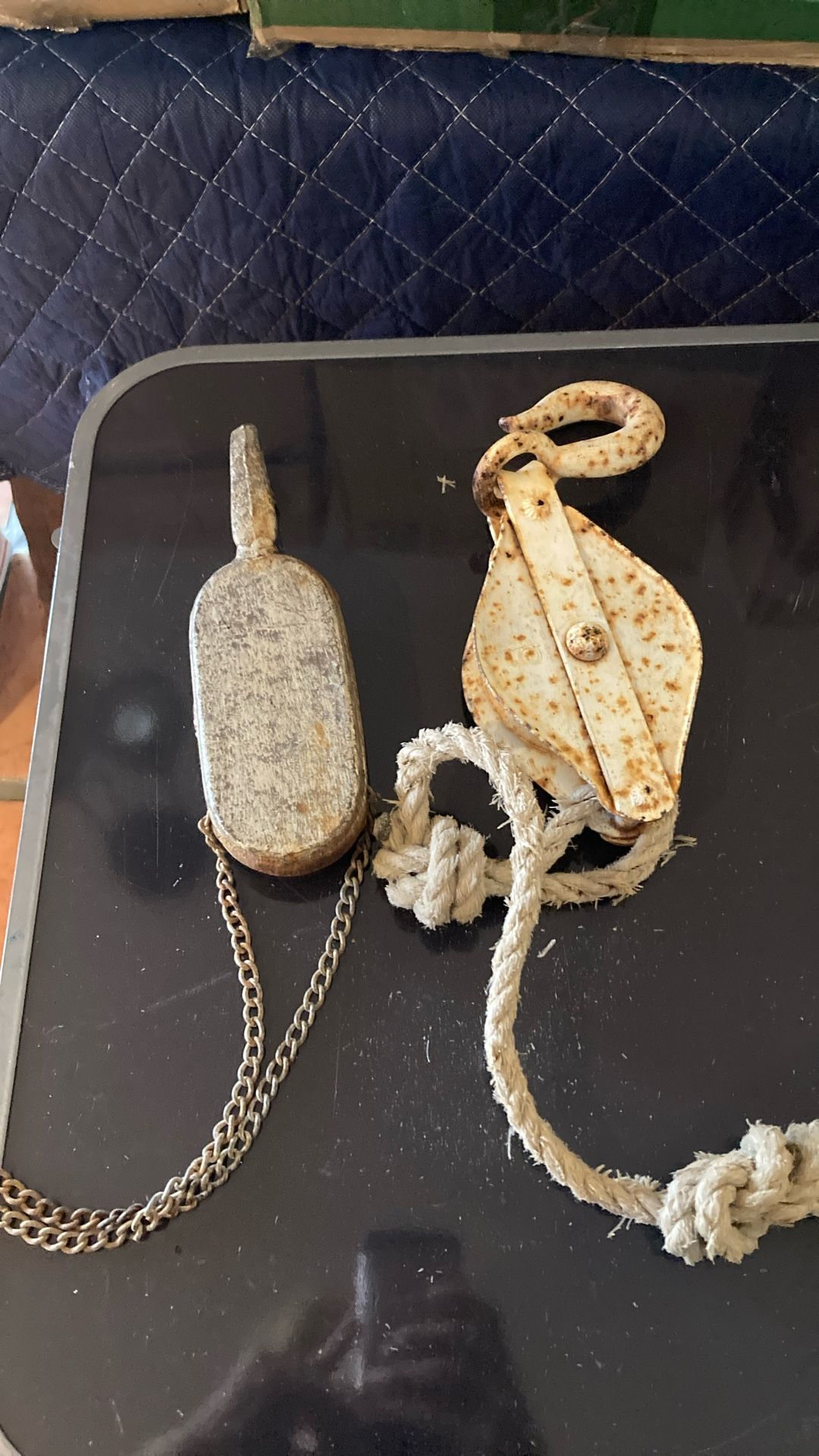Pair Rustic Boat Pulleys (Cab-T)