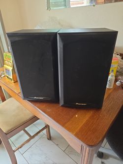 2 pioneer s-h152b-k speakerd