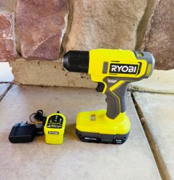 RYOBI ONE+ 18V Cordless 3/8 in. Drill/Driver Kit with Compact Battery and Charger new