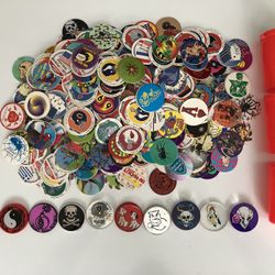 Pog bundle 300 pogs 10 slammers and 3 storage tubes all for $50 firm