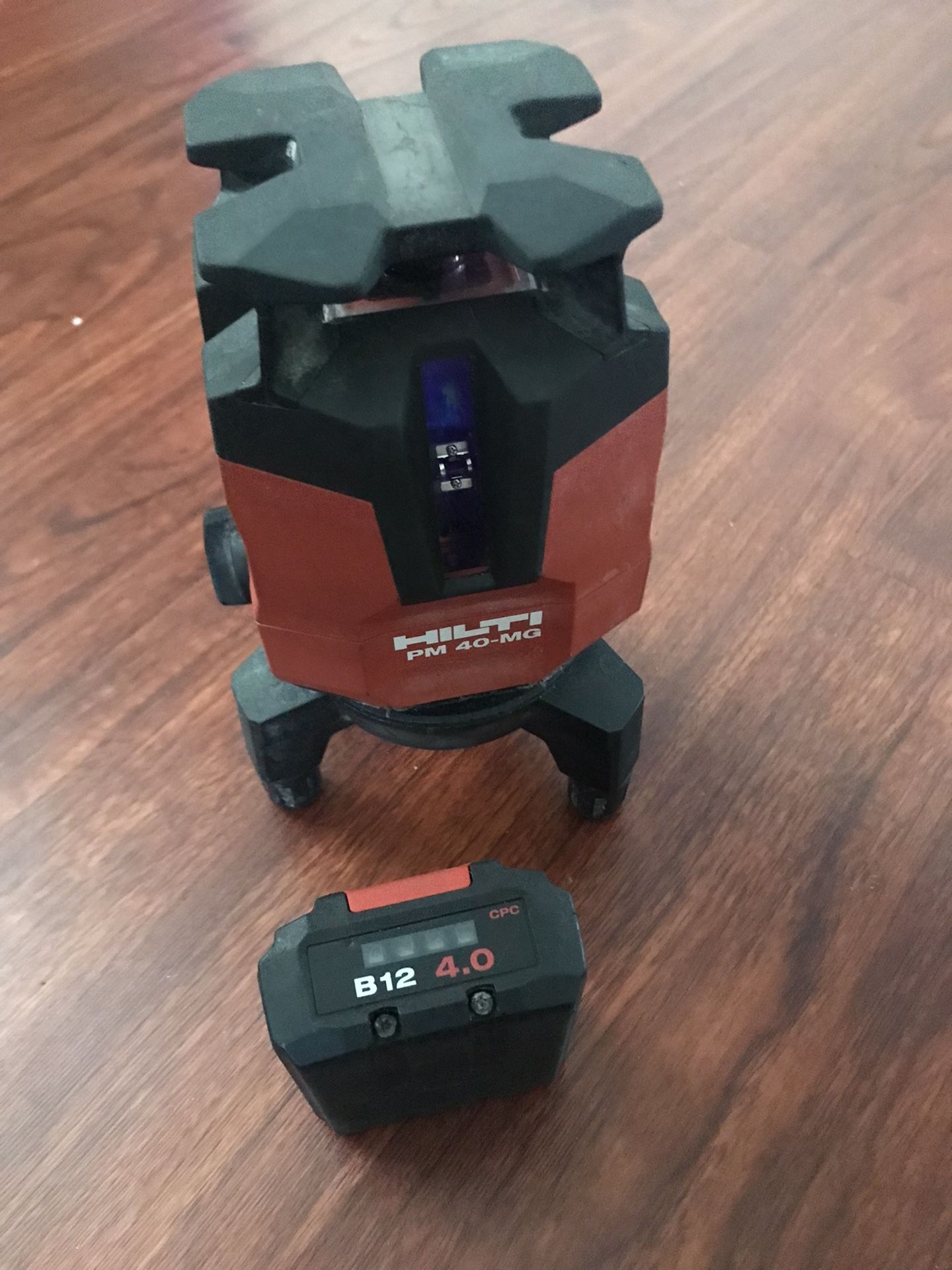 Hilti Pm 40 Mg Laser Level Excellent Condition With Battery