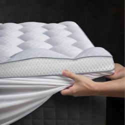 3 Inch Ultra-Fluffy Memory Foam Mattress Topper Twi