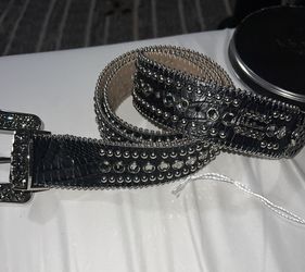 Louis Vuitton Belt for Sale in Long Beach, CA - OfferUp