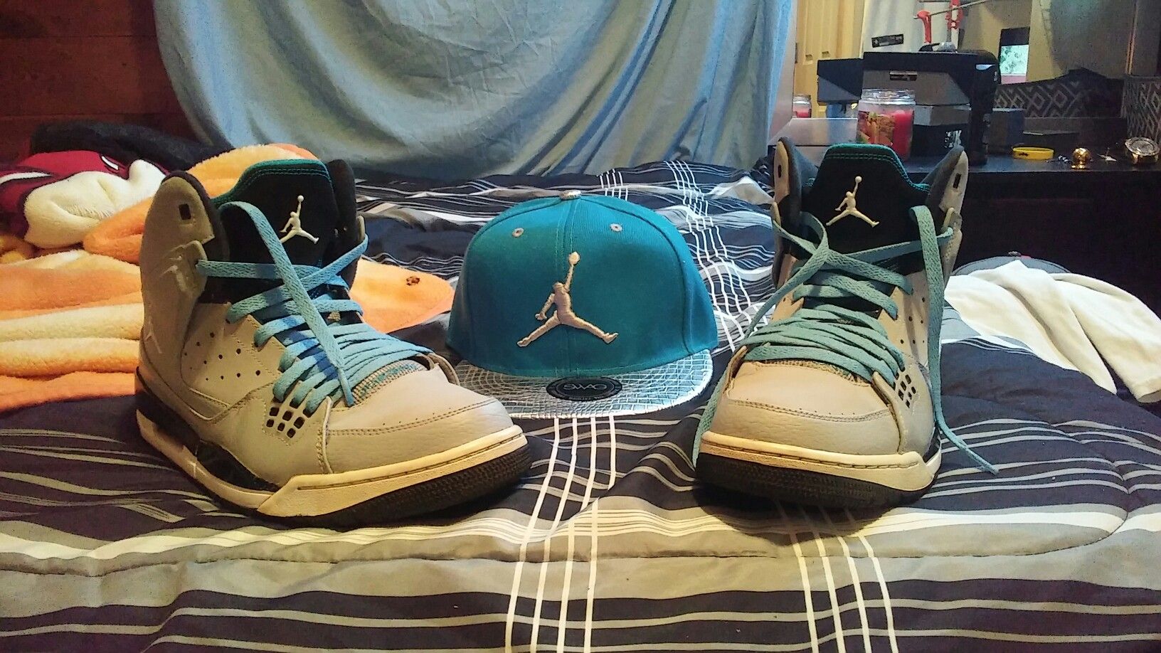 Jordan SC-1 men's size 10.5 with new Jordan hat