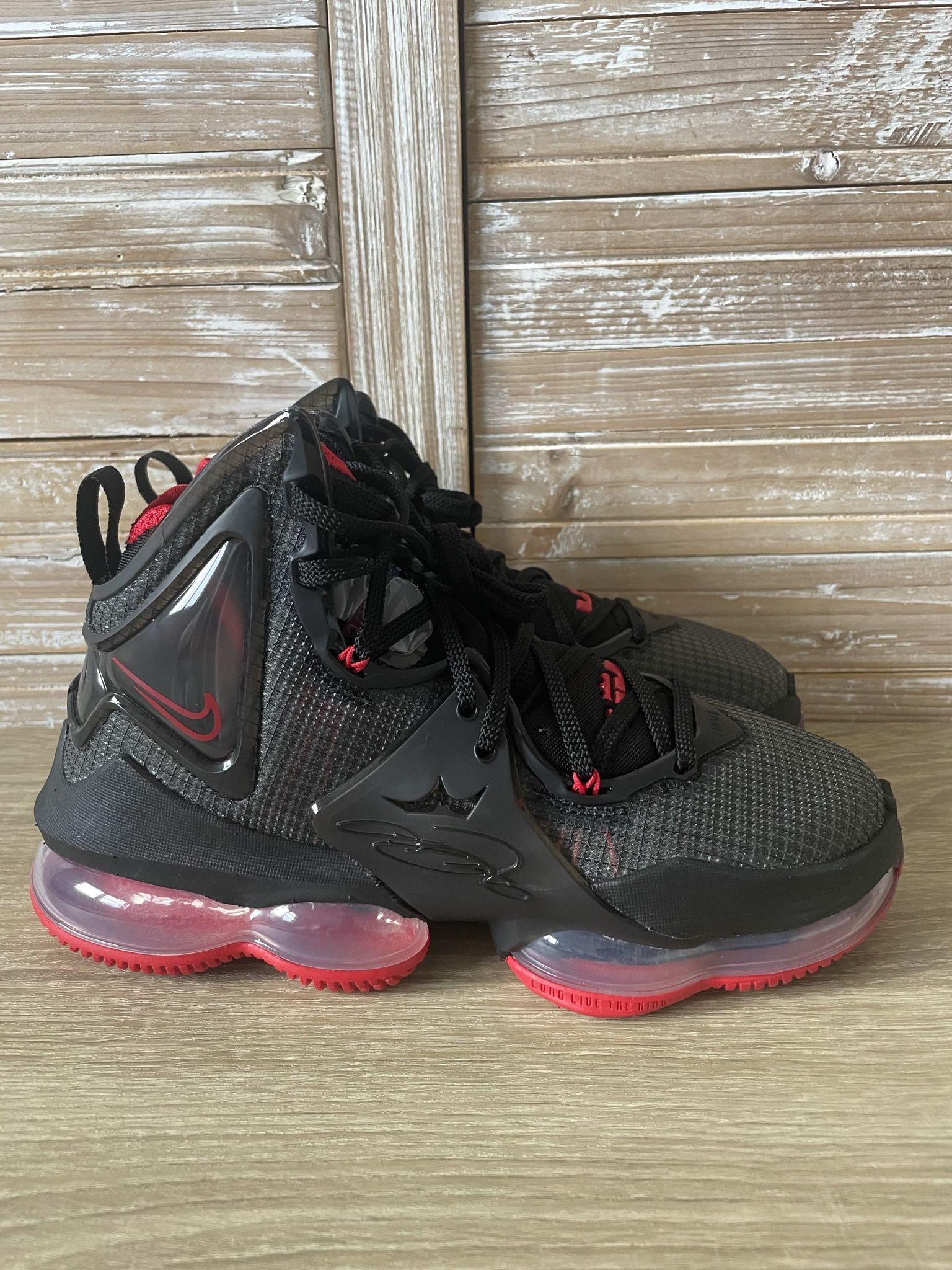 Nike LeBron 19 Bred Black University Red Mens CZ0203 001 Sz