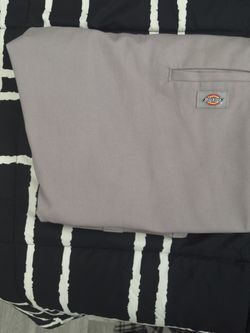 Silver Dickies Used 34x30 Loose Fit