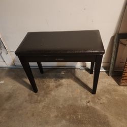 Yamaha Stool