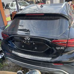 Infiniti Qx30 Parts Out