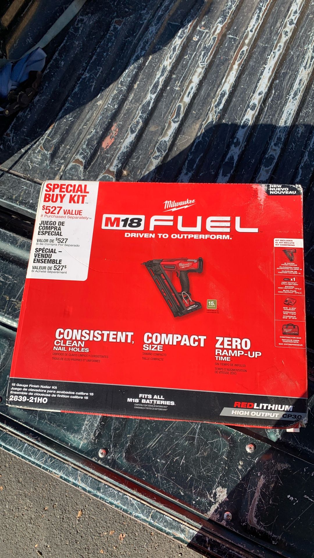 Milwaukee 15 Gauge Finish Nailer