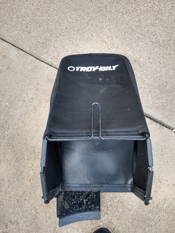 New TroyBilt Grass Catcher Bag for Sale in DeSoto, TX OfferUp