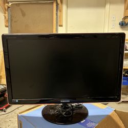2 Samsung 27” FHD IPS 100Hz Monitors 1920 x 1080