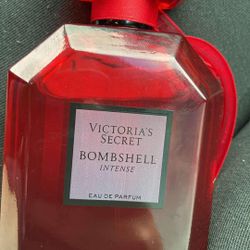 Victoria Secret Bombshell Intense 