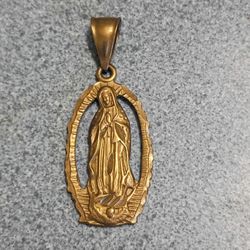 18K Gold Plated Virgin Mary Pendant 