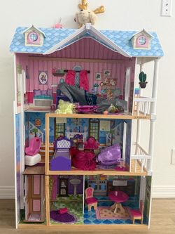 Doll house