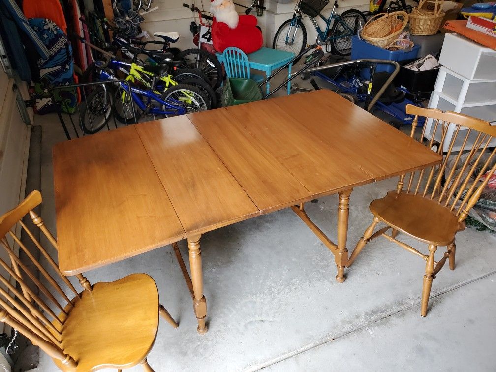 Walter of Wabash Mid-century Maple Drop Leaf Table