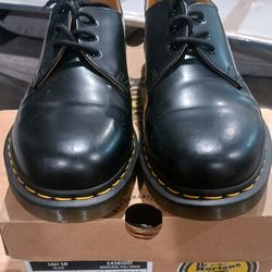 Dr. Martens Air Wair