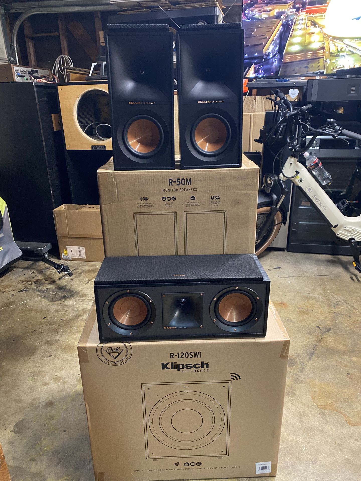 KLIPSCH REFERENCE SERIES SPEAKER π SYSTEM/PAIR BOOKSHELF/CENTER CHANNEL/12 INCH WIRELESS π SUBWOOFER π.