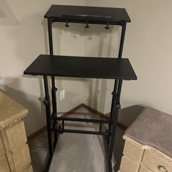 Mobile Standing Desk