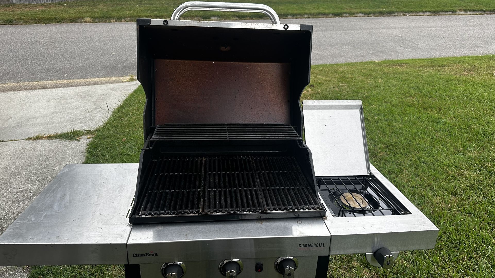 Char Broil Commercial Series TRU Infrared Burner Gas Grill w