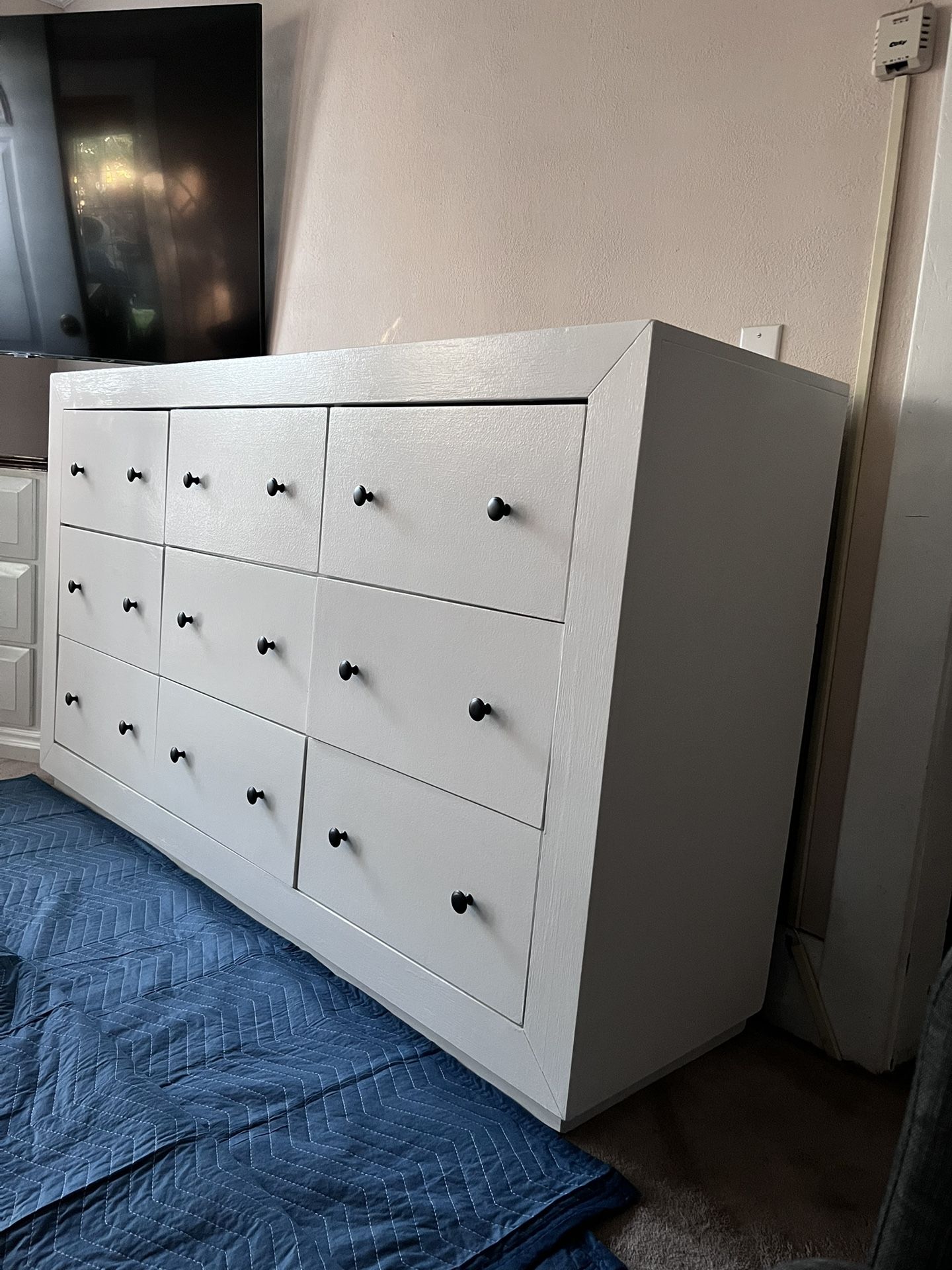 White Dresser, 9 Drawers, Item Width (66”) FREE DELIVERY 