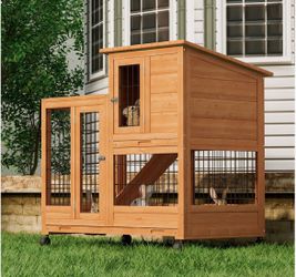 Wooden Chicken Coop Rabbit Hutch - 36'' Length - w/4 Wheels