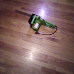 Good Condition Chainsaw 14 Inch Blade