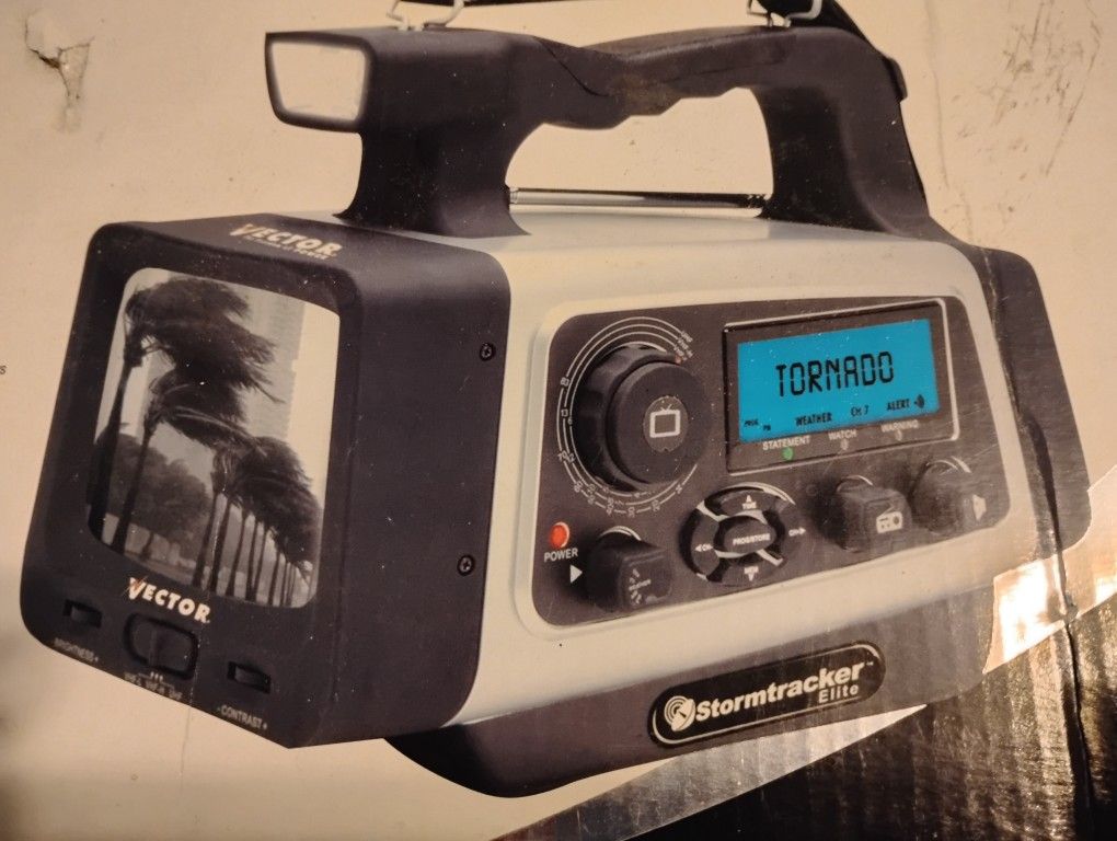 New Vector Stormtracker Elite Portable TV Weather Radio Emergency Lights