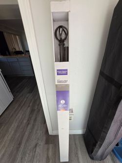 New decorative curtain rod