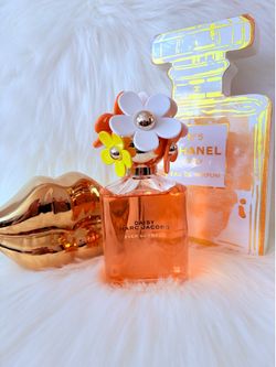 🩷🩷MARC JACOBS DAISY EVER SO FRESH EDP 4.2 oz🩷🩷