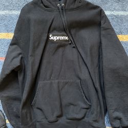 Used supreme box logo
