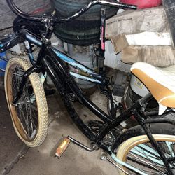 Two Great Classic Looking Bikes Bicycles