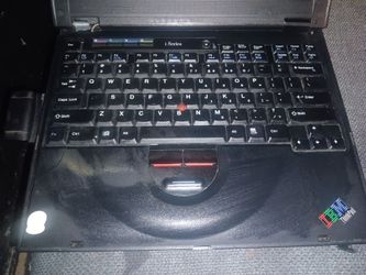 IBM ThinkPad Laptop 600e Type 2645 Pentium II 64mb of RAM No Hard Drive