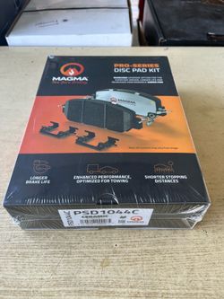 Ford C-Max 13-18 Front Ceramic Brake Pads