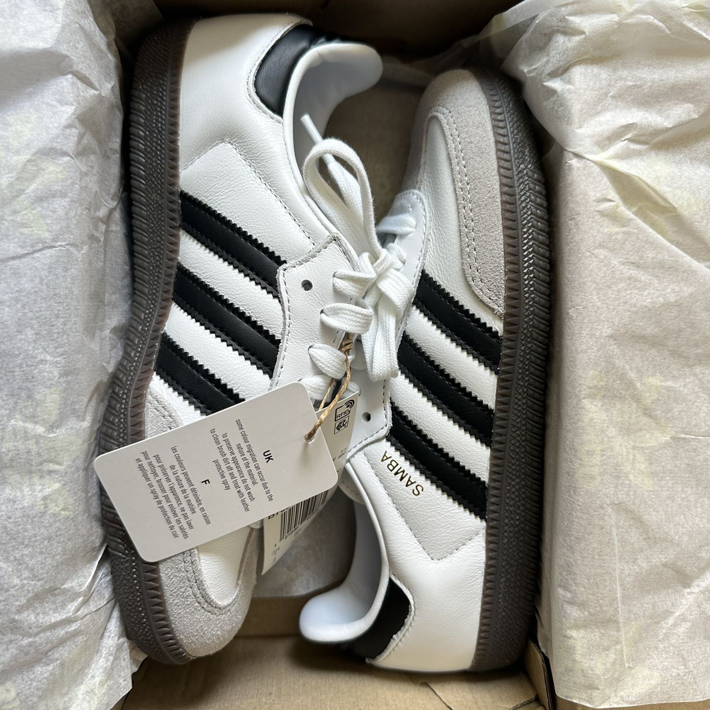 NEW IN box Adidas Samba LAFC Limited Edition Size 7 for Sale in South Gate,  CA - OfferUp