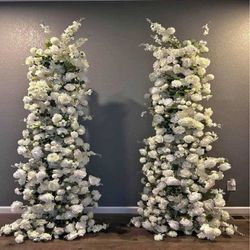 Enchanting Wedding Decor – Showcasing Stunning Floral Designs international contain