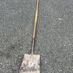 Square Point Long Handle Shovel