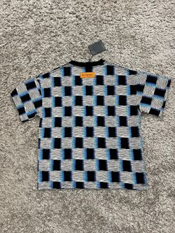 Lv shirt size L