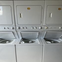 FRIGIDAIRE 27” WASHER AND DRYER STACKABLE 