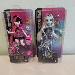 NEW Set Of Monster High Dolls/Toys