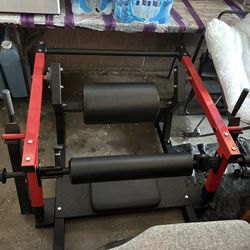 Hip Thrust Machine