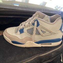 Jordan 4 Blue