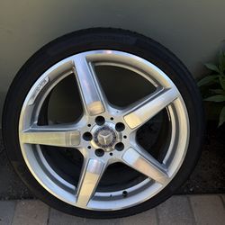 Wheels tire Mercedes amg 19"