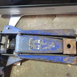 Michelin 3 1/2 Ton Floor Jack