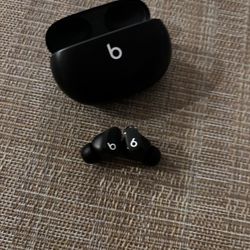 Beats Studio Buds