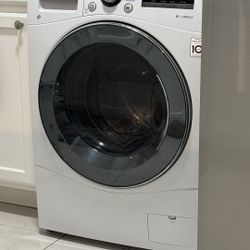 All In One LG Washer And Dryer $800.00