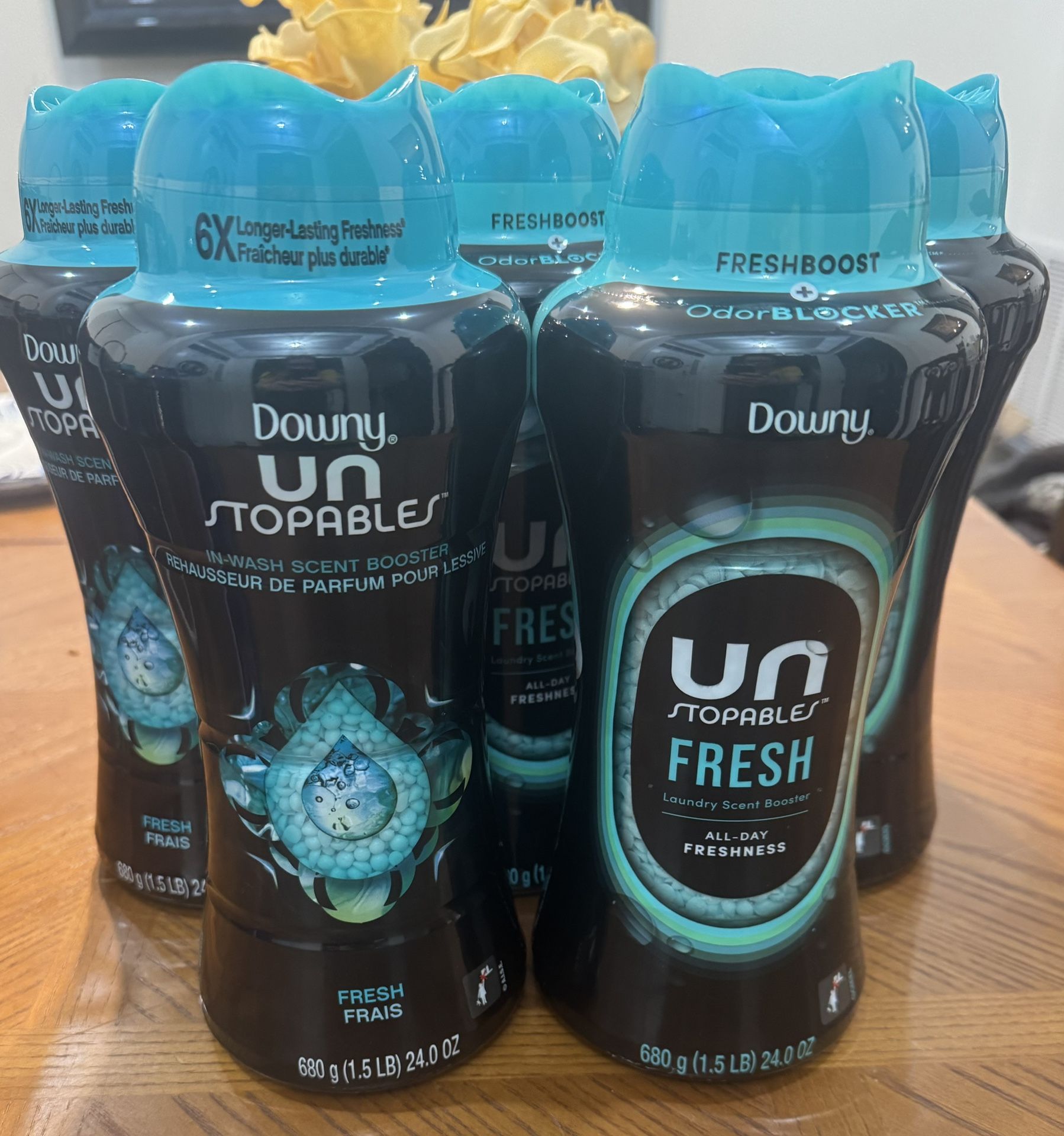 NEW - Downy Unstopables Fresh In-Wash Scent Booster 24oz