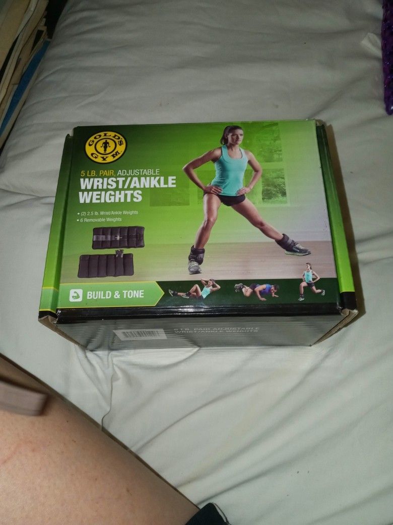 Gold's Gym 5 Lb Pair Adjustable Wrist / Ankle Weights