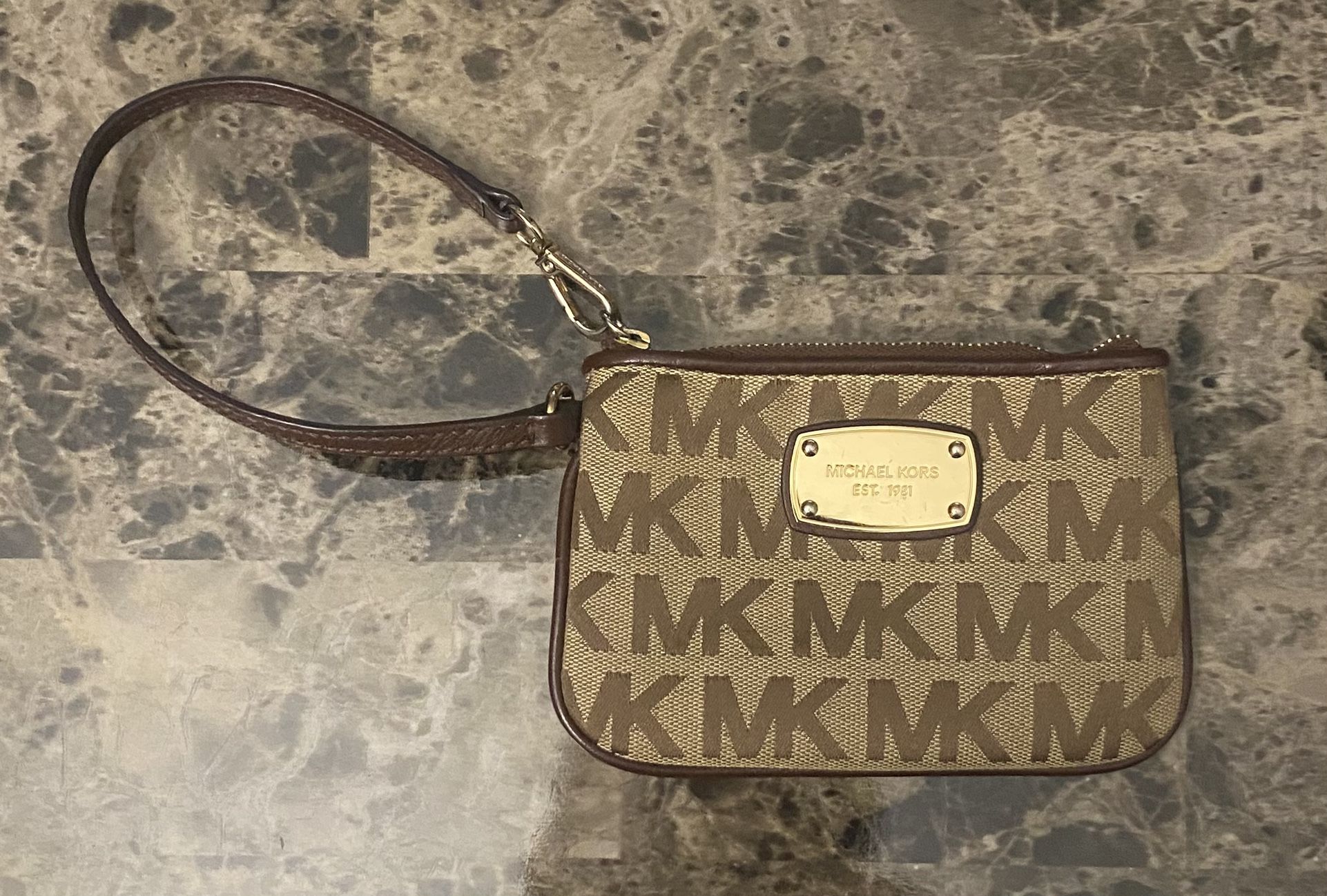 Michael Kors Wristlet Wallet