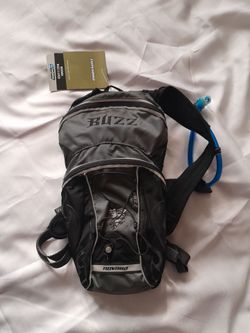 Novara Buzz hydration backpack New