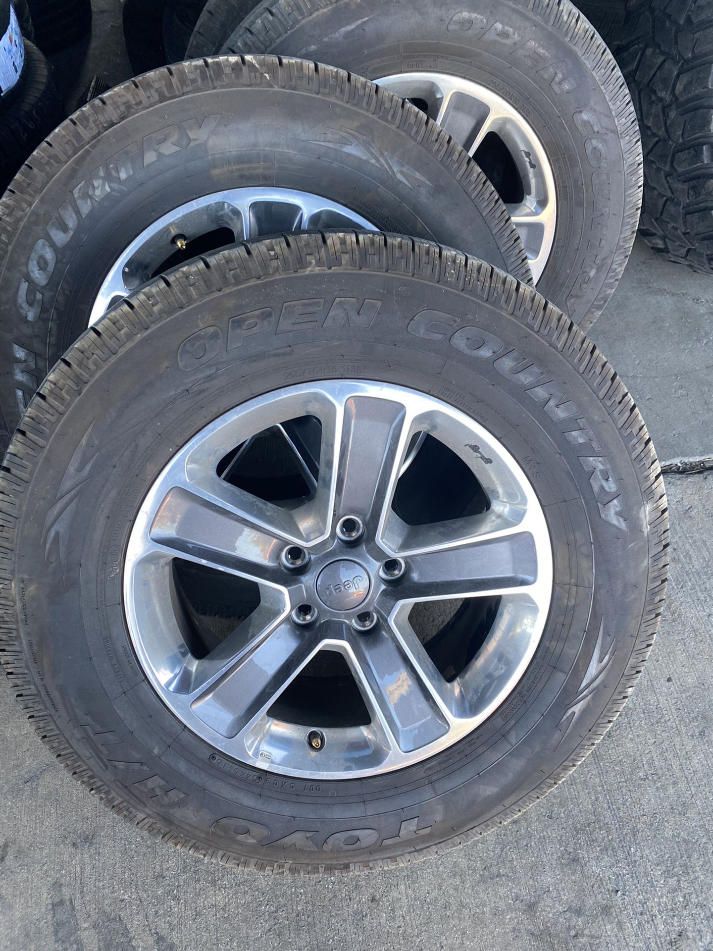 New factory take off Jeep wheels